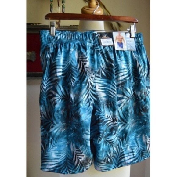 ZEROXPOSURE Swim Trunks - Small - Picture 2 of 2